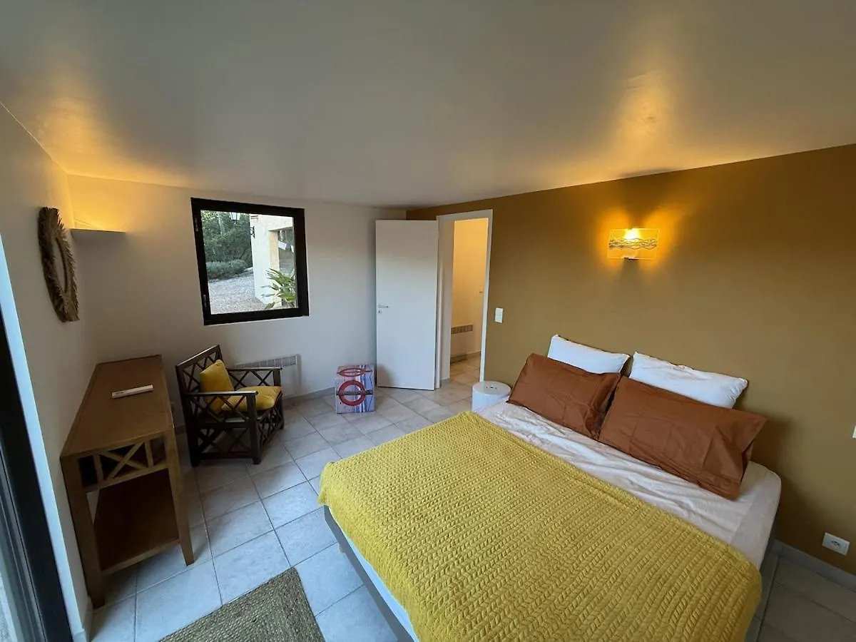 Beautiful Villa, Quiet Sea View With Pool Saint-Raphael  France