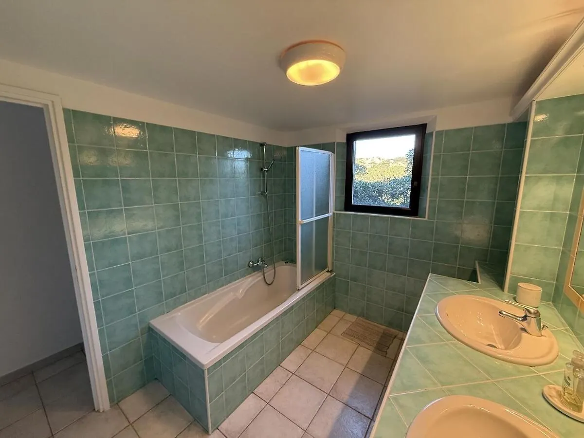 Villa Beautiful Villa, Quiet Sea View With Pool Saint-Raphael